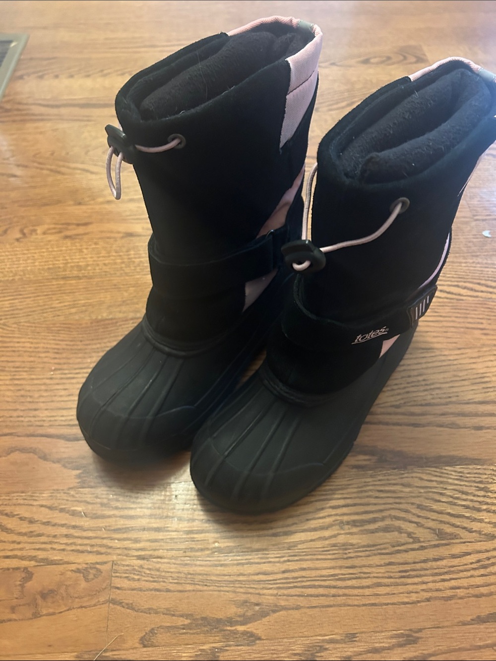 totes Black and Pink Kids Snow Boots